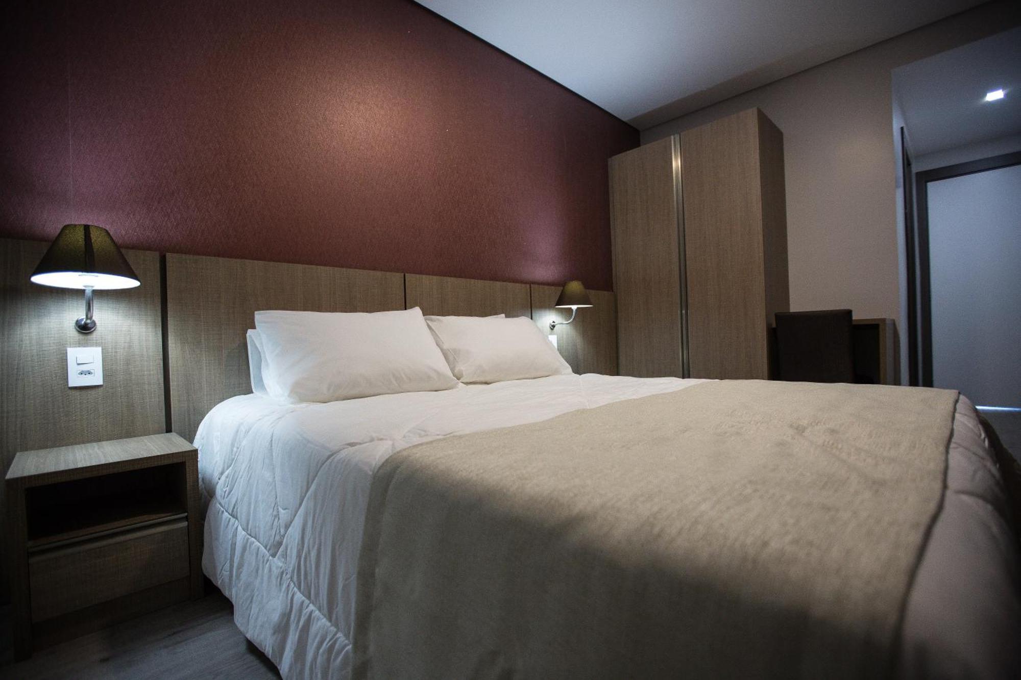 Bello Hotel Toledo  Eksteriør billede